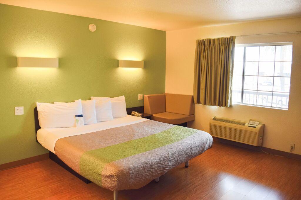 hotel image 8