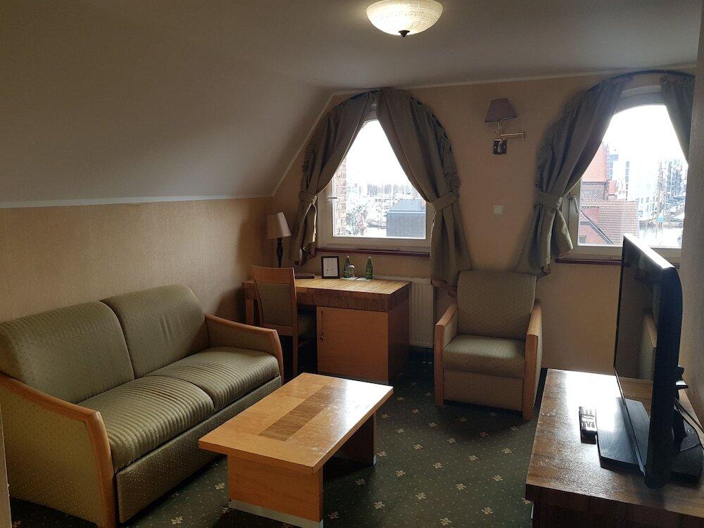 hotel image 16