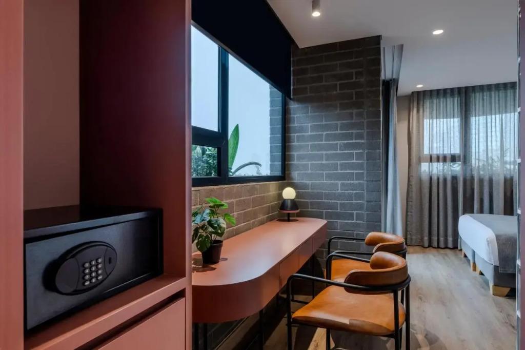 hotel image 9