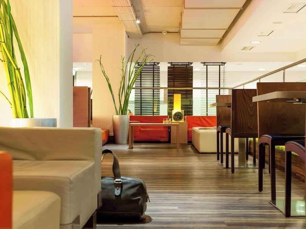 hotel image 10