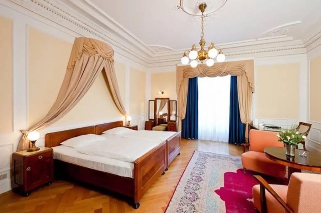 hotel image 18