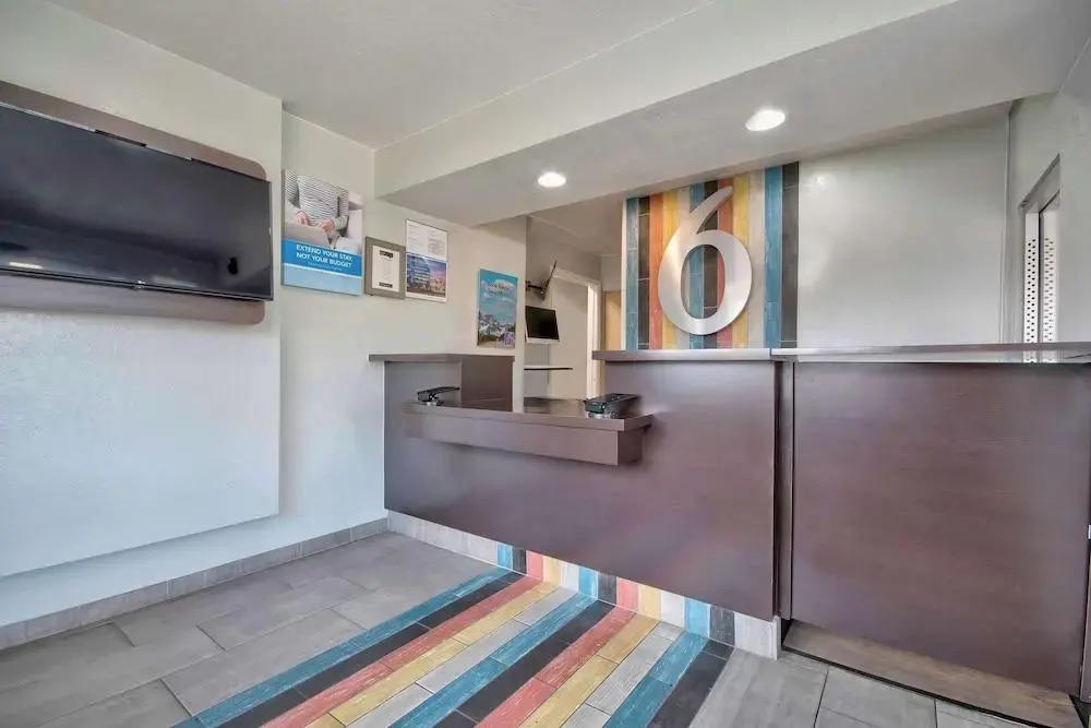 hotel image 8