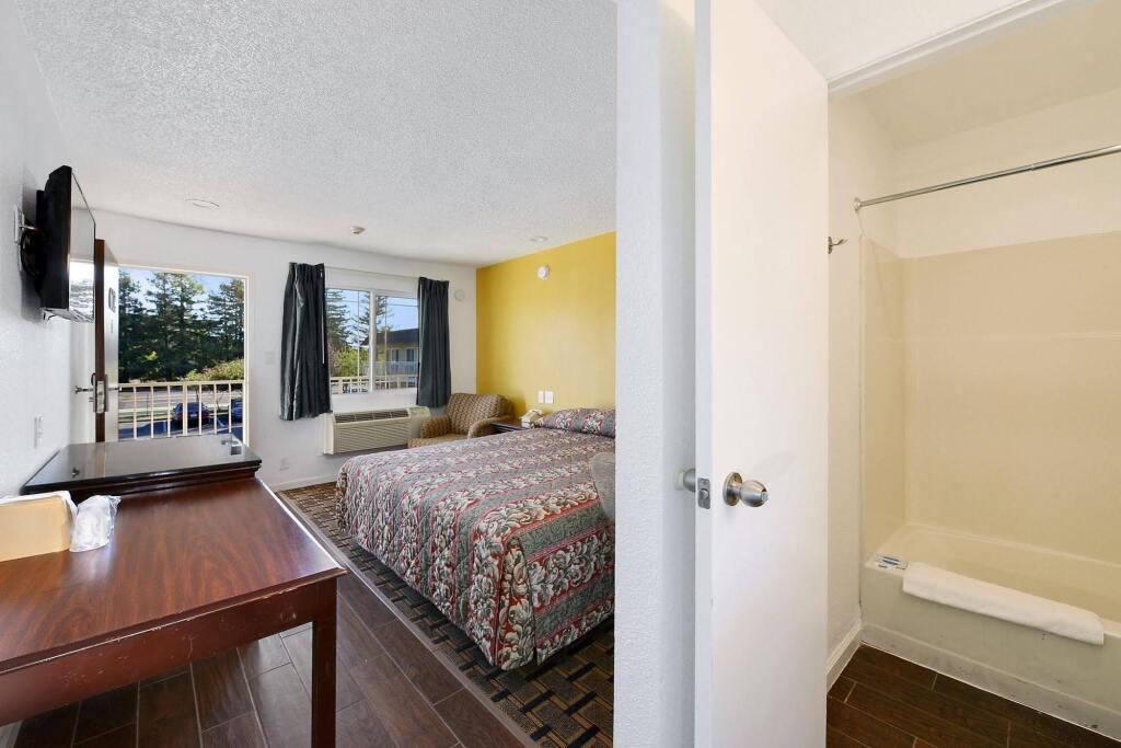 hotel image 8