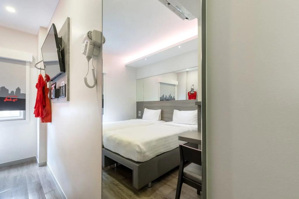 hotel image 16