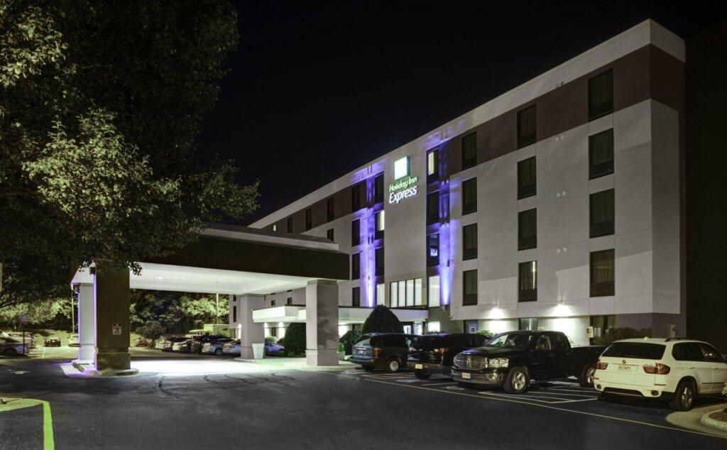 hotel image 3703