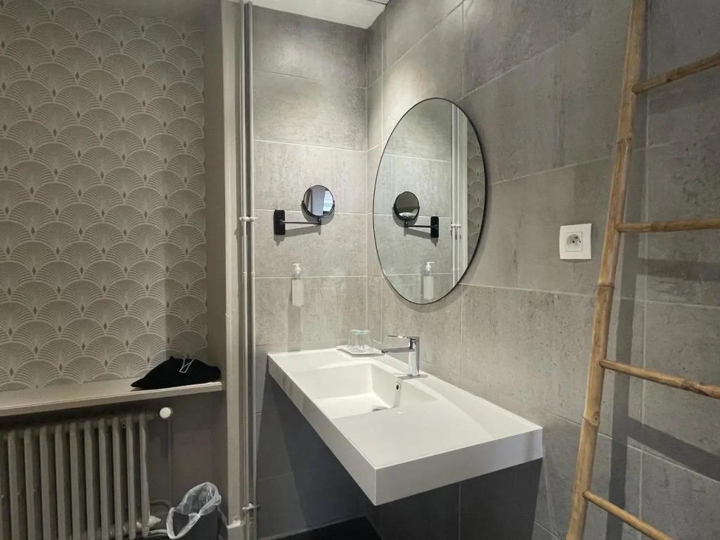 hotel image 16