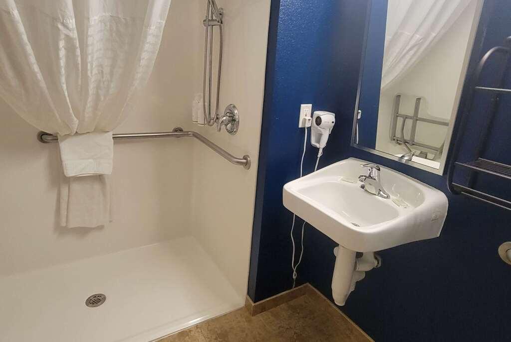 hotel image 12