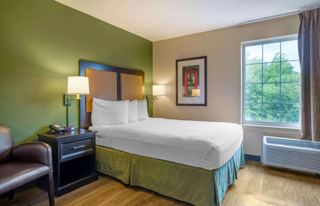 hotel image 768