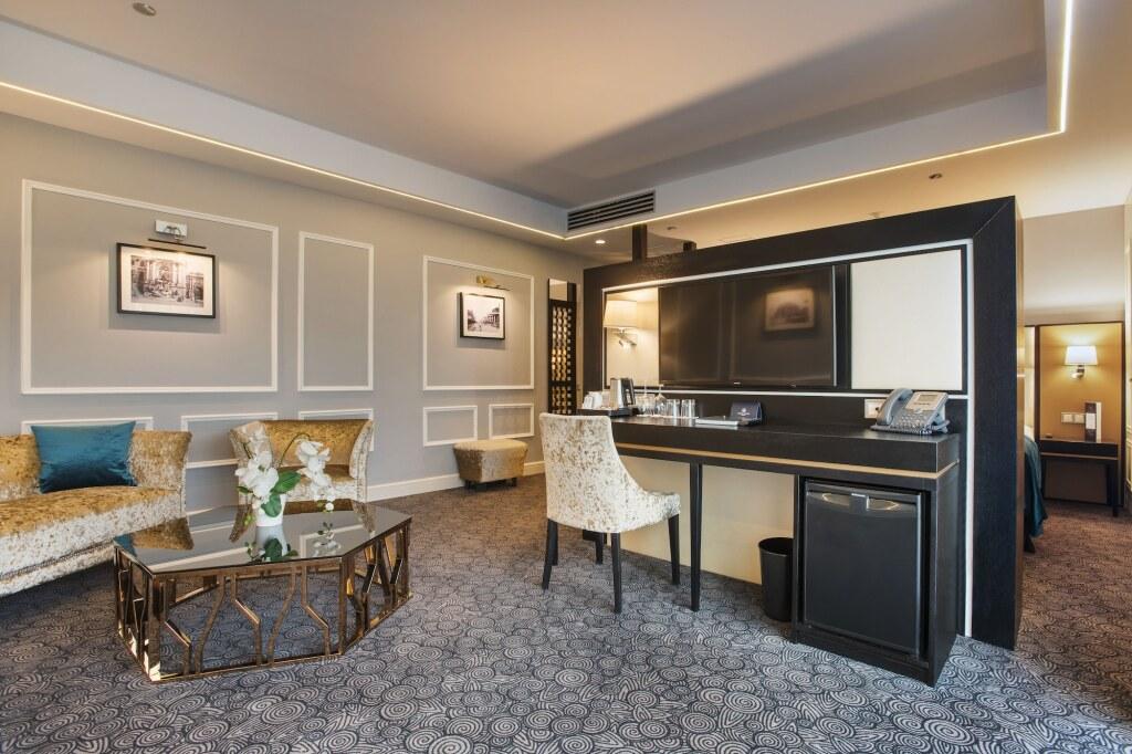 hotel image 11