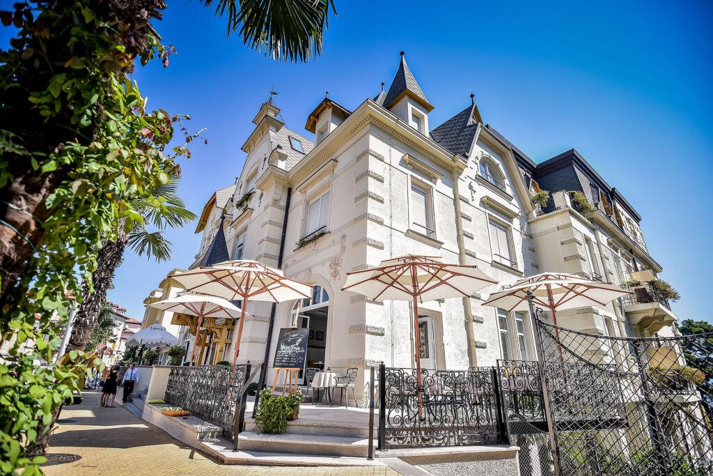 hotel image 18