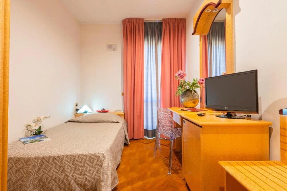 hotel image 11