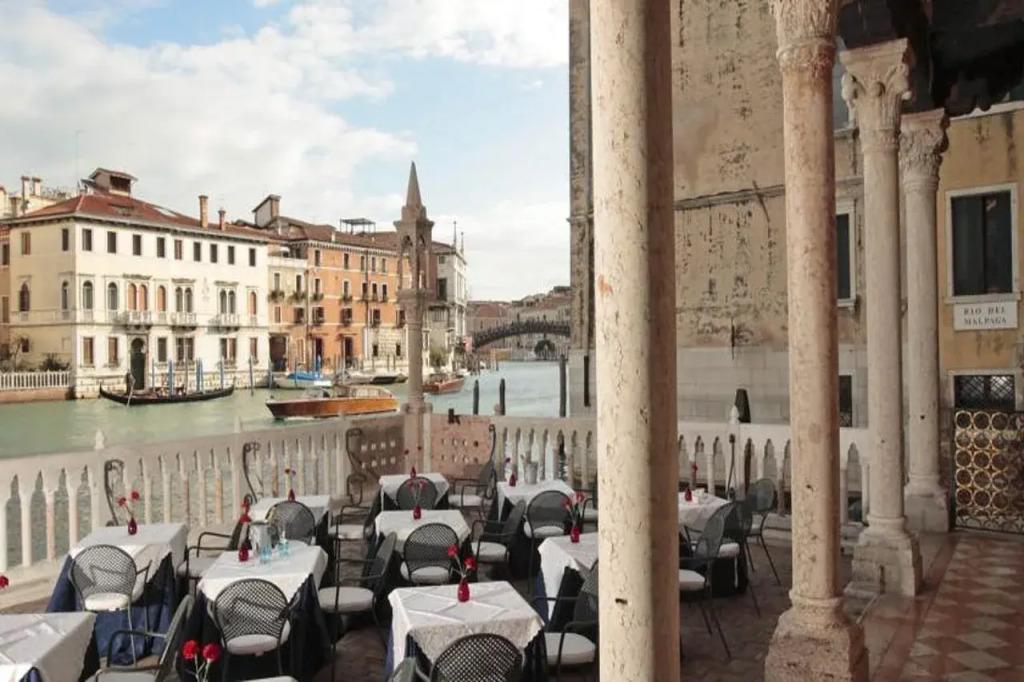 hotel image 22