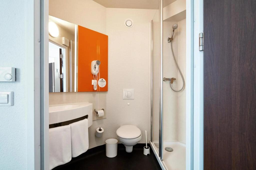hotel image 16