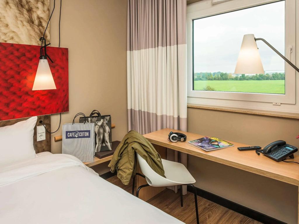 hotel image 10