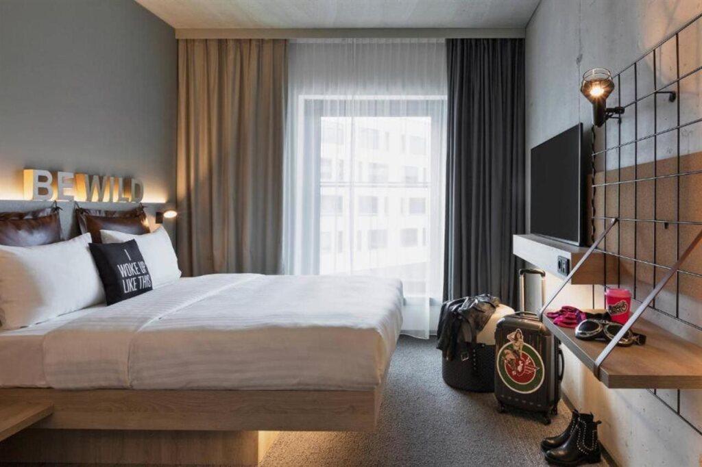 hotel image 16
