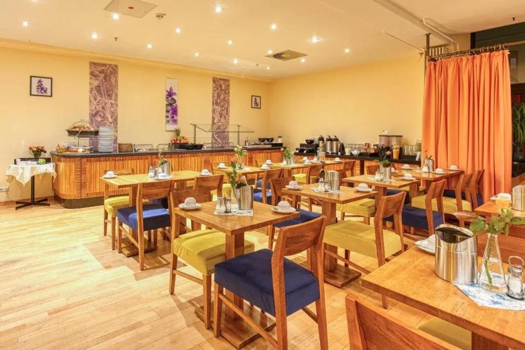 hotel image 11