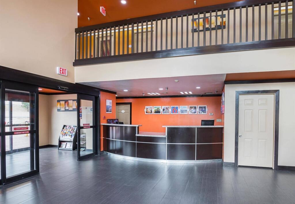 hotel image 10