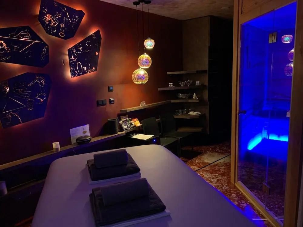 hotel image 52
