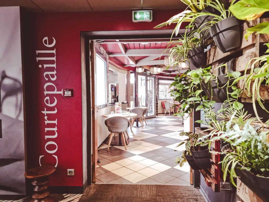 hotel image 10