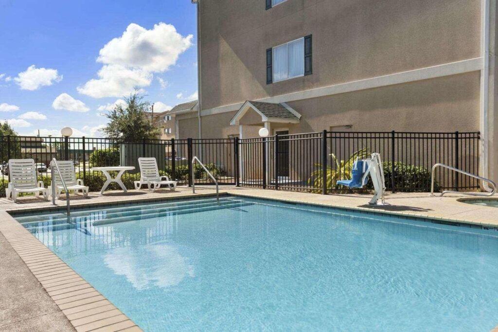 hotel image 12