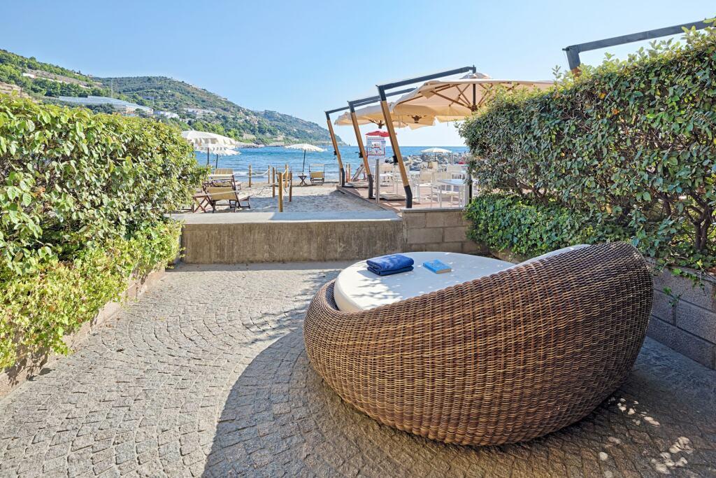 hotel image 11