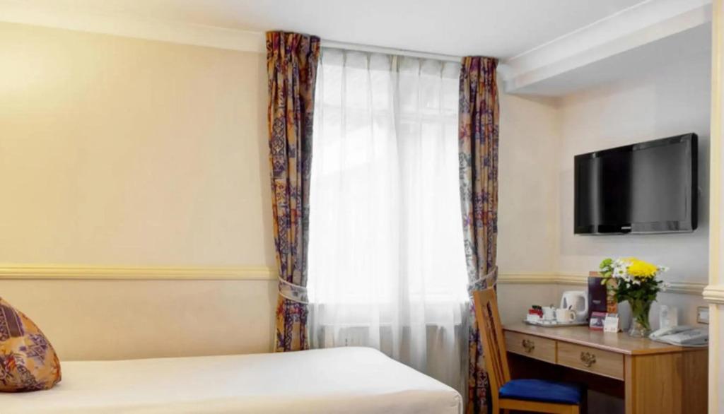 hotel image 12