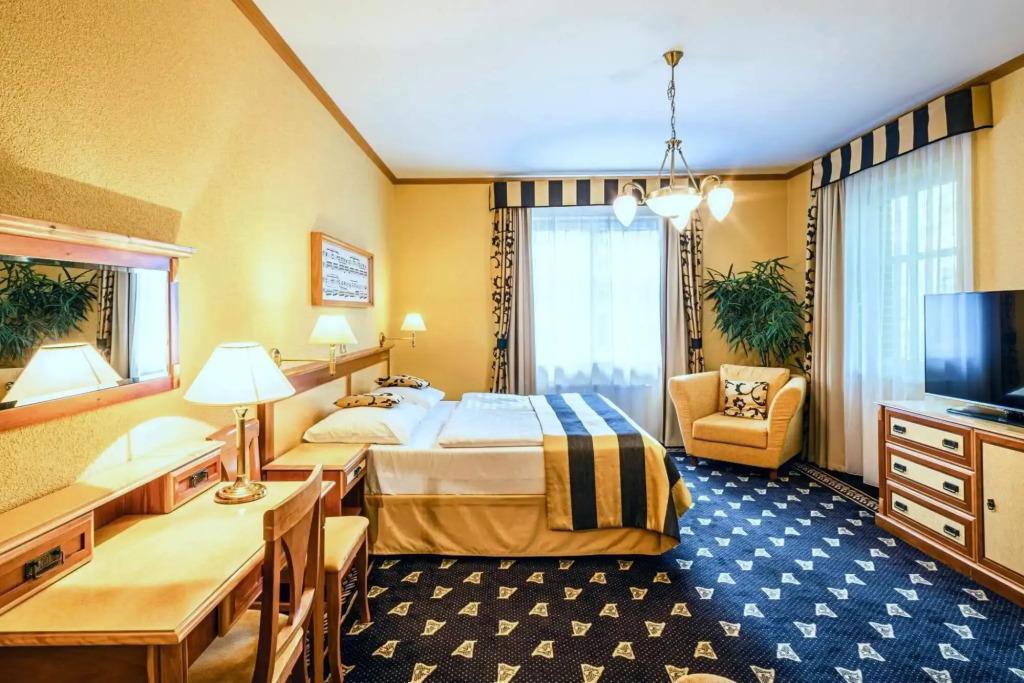 hotel image 6