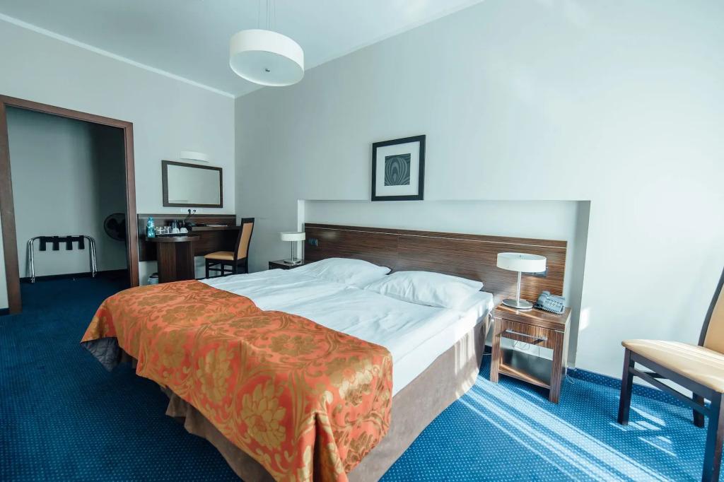 hotel image 12