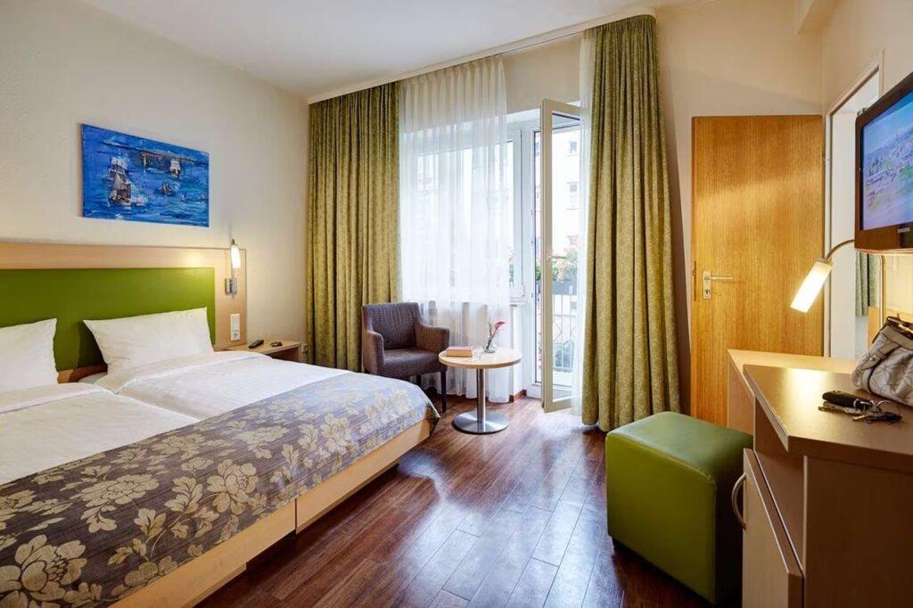 hotel image 16