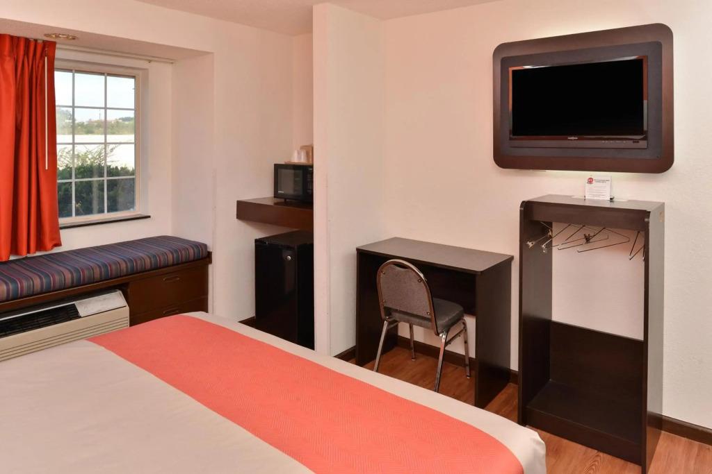 hotel image 11