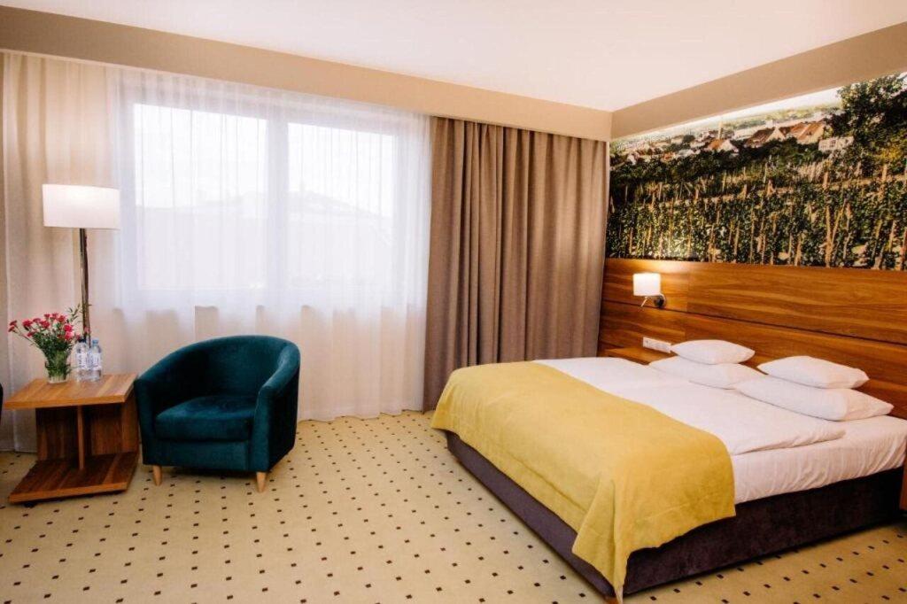 hotel image 16