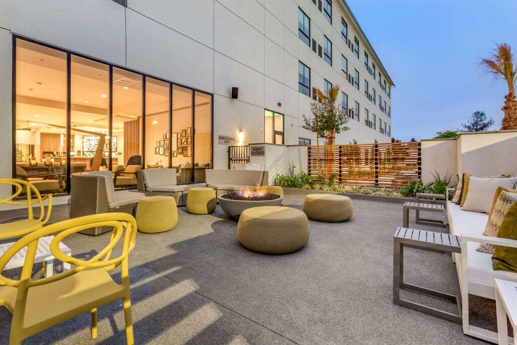 hotel image 13