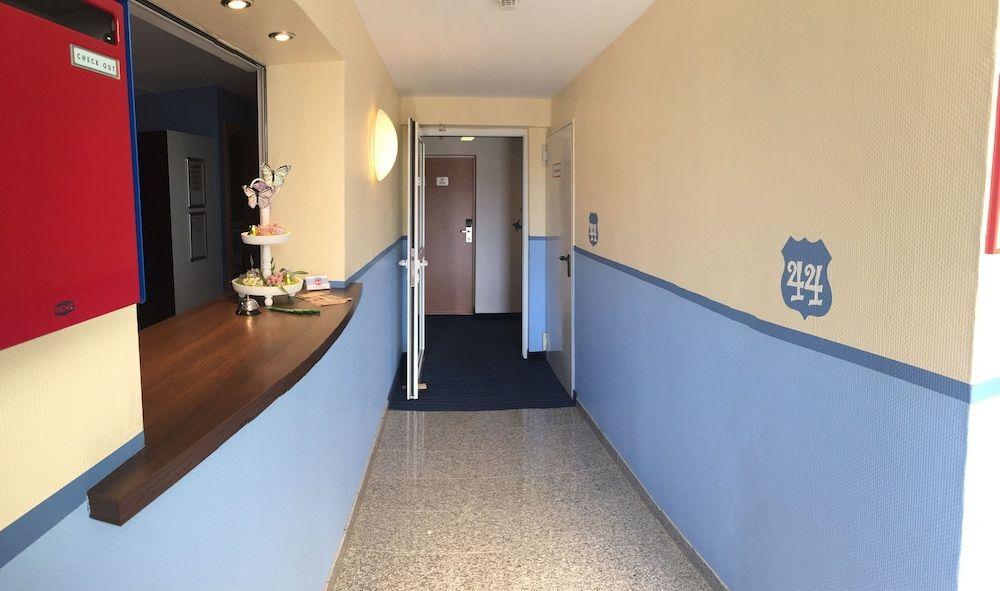 hotel image 12