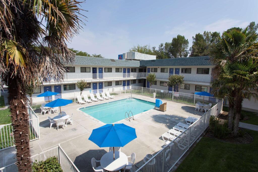 hotel image 9