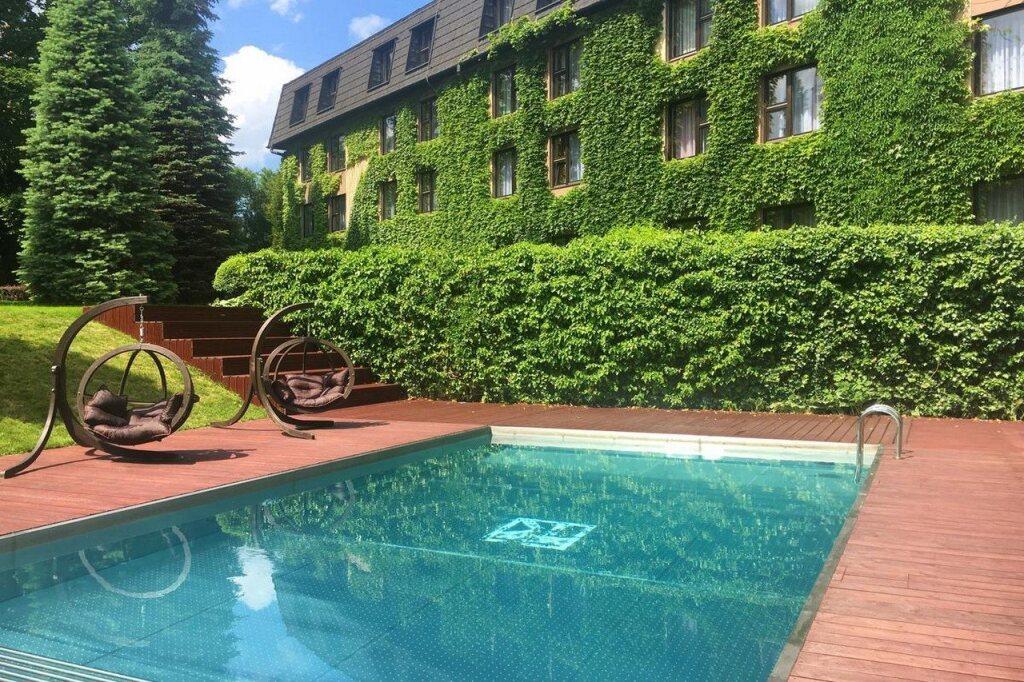 hotel image 8