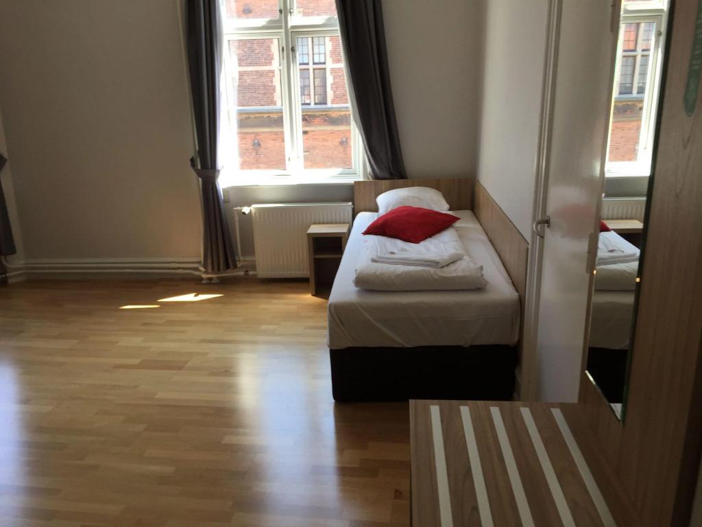 hotel image 16
