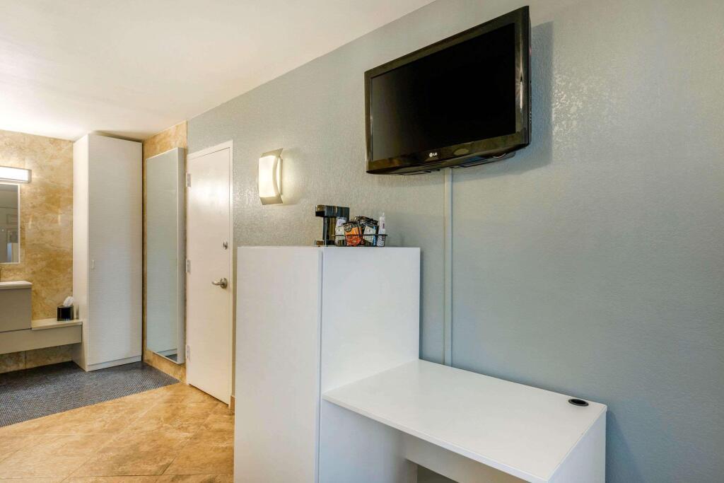 hotel image 36