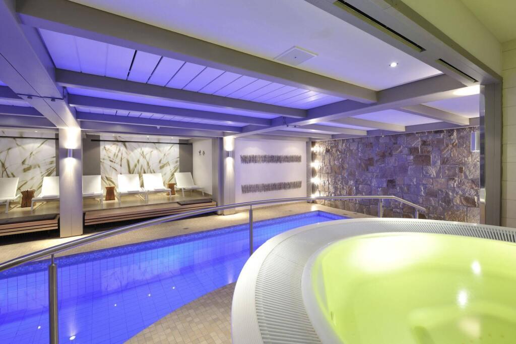 hotel image 9