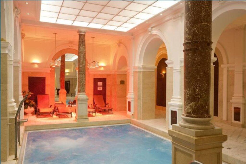 hotel image 18