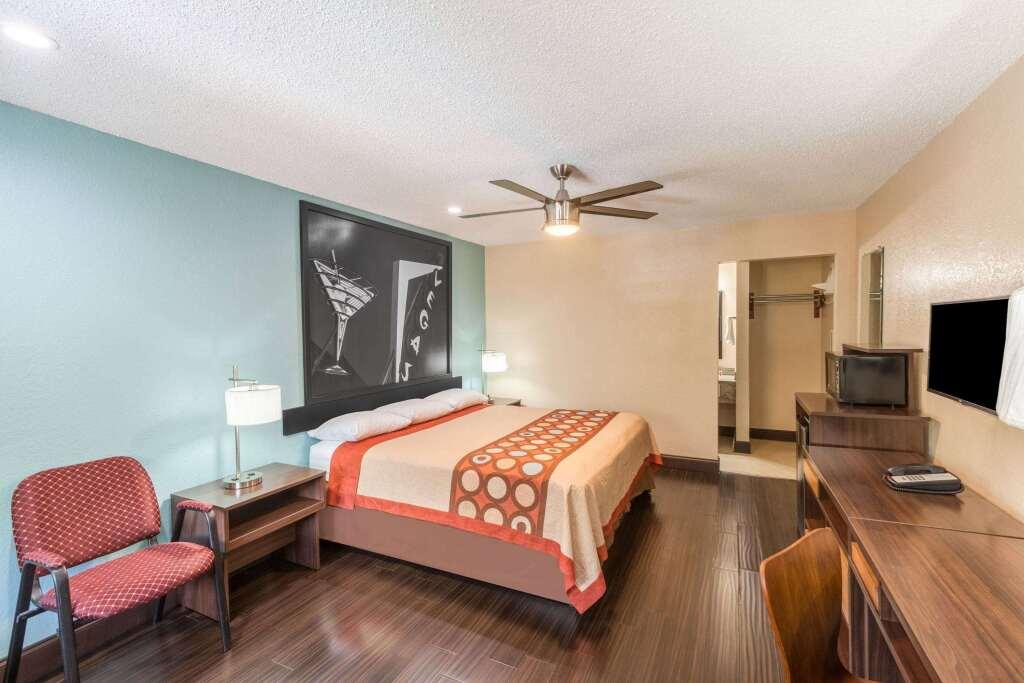 hotel image 8