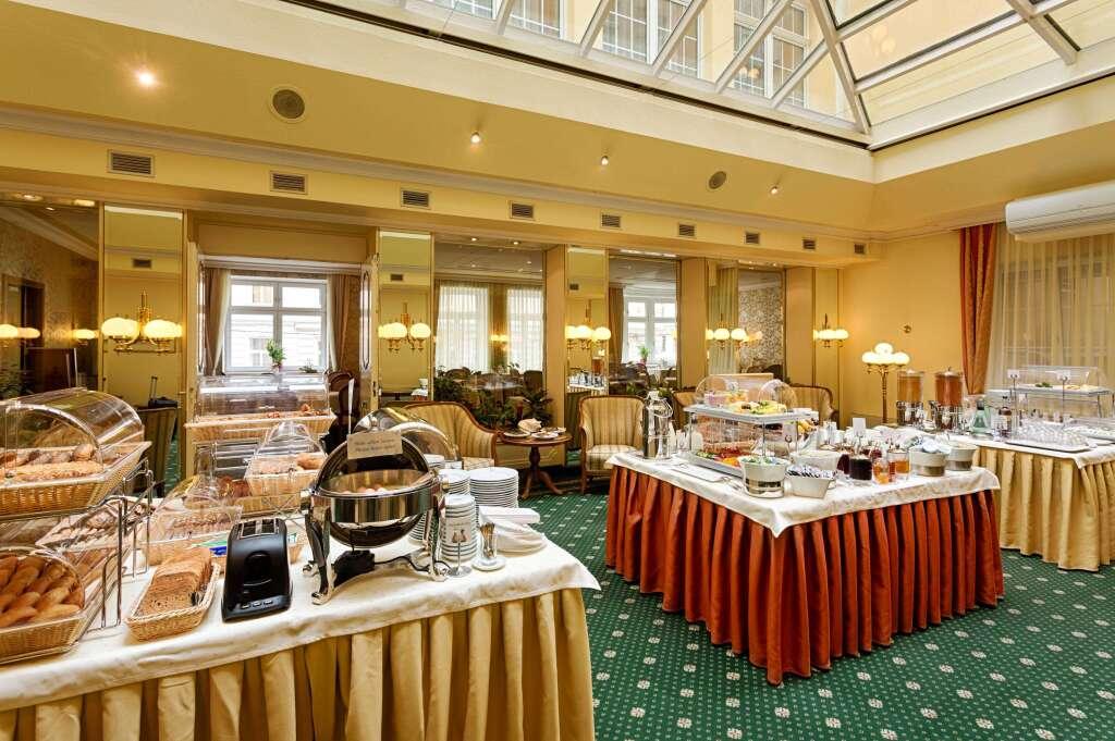 hotel image 10