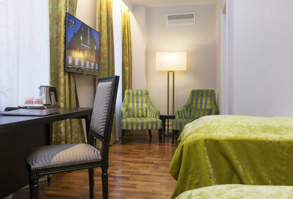 hotel