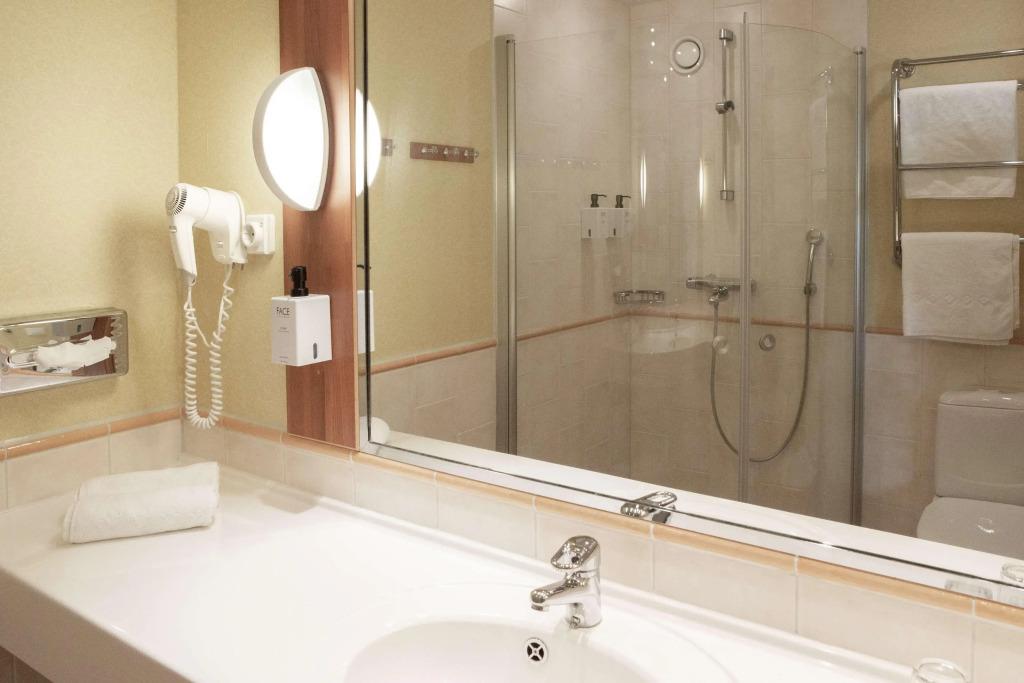 hotel image 16