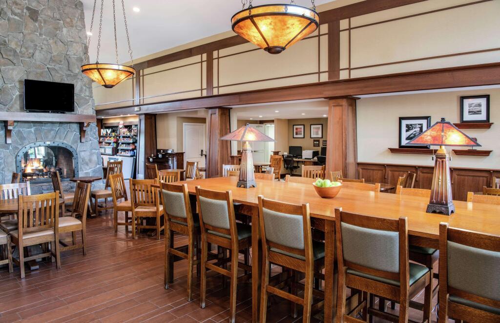 hotel image 38
