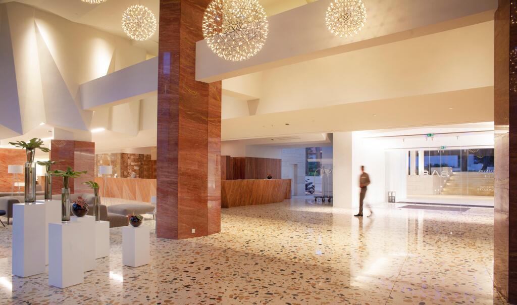 hotel image 16
