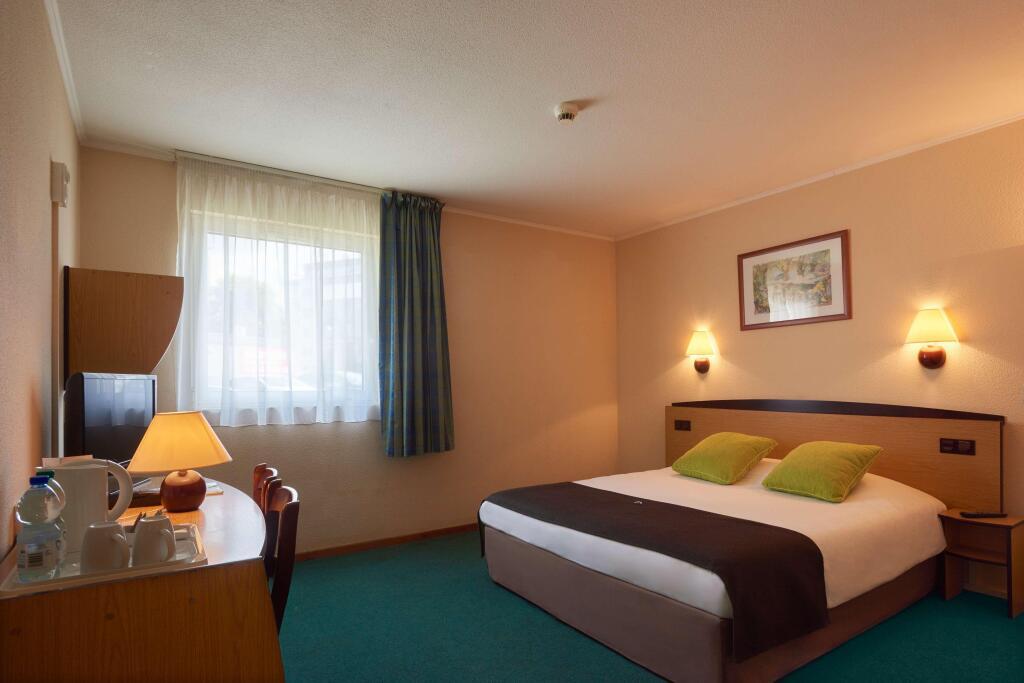 hotel image 36