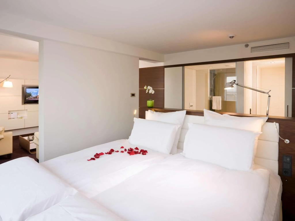 hotel image 39