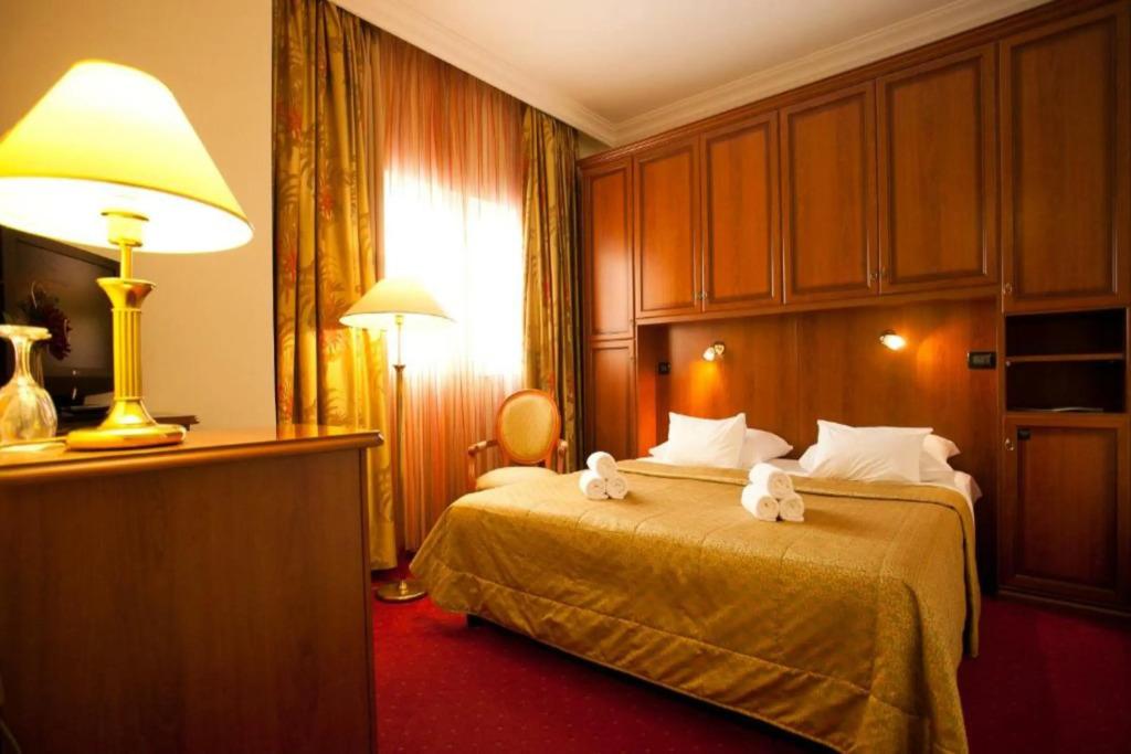 hotel image 11