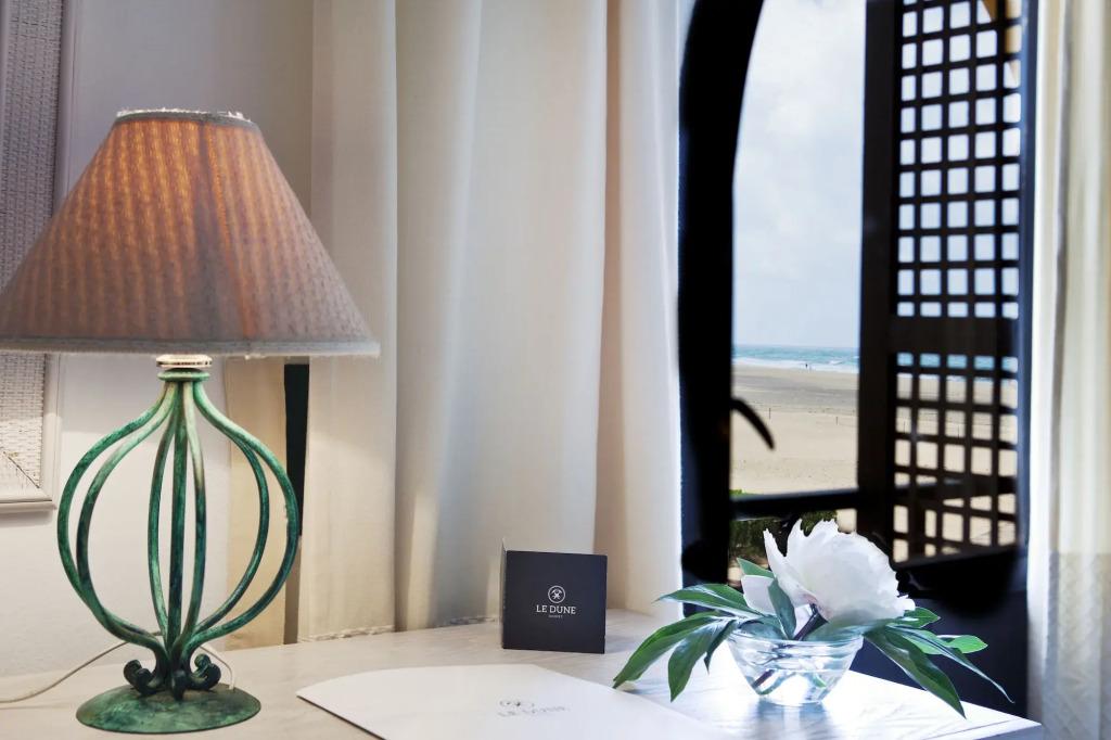 hotel image 12