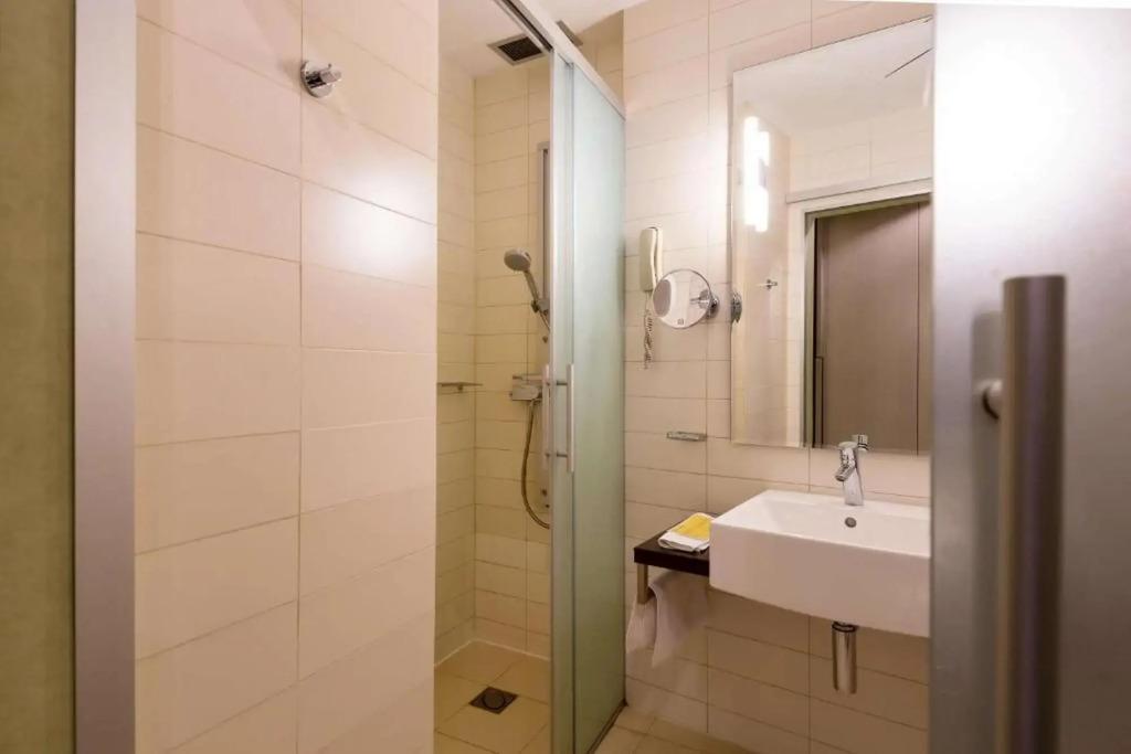 hotel image 36